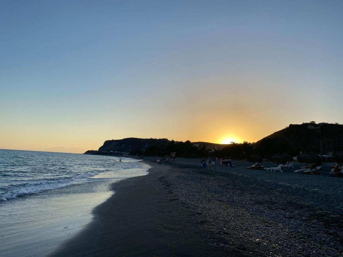 Atico Olimpo Apartment Torre Del Mar Bagian luar foto