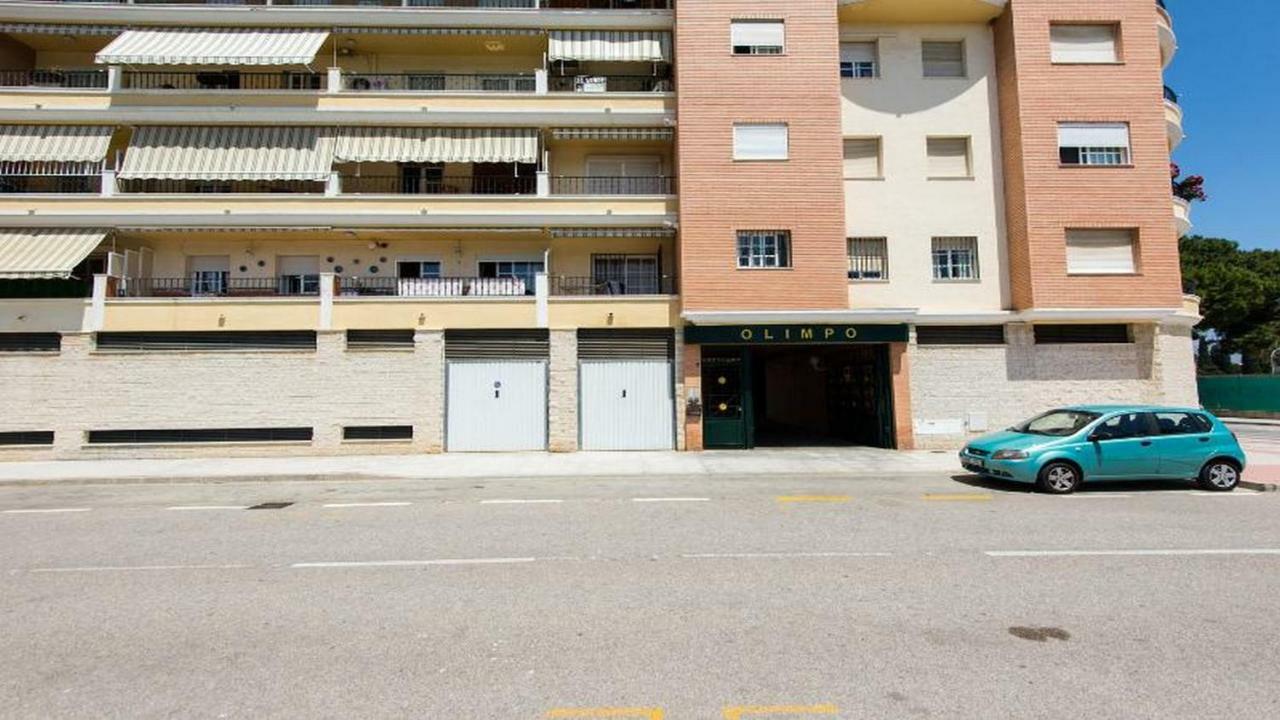Atico Olimpo Apartment Torre Del Mar Bagian luar foto